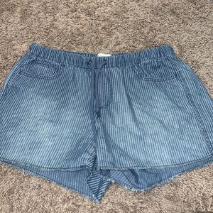 Altar’d state shorts